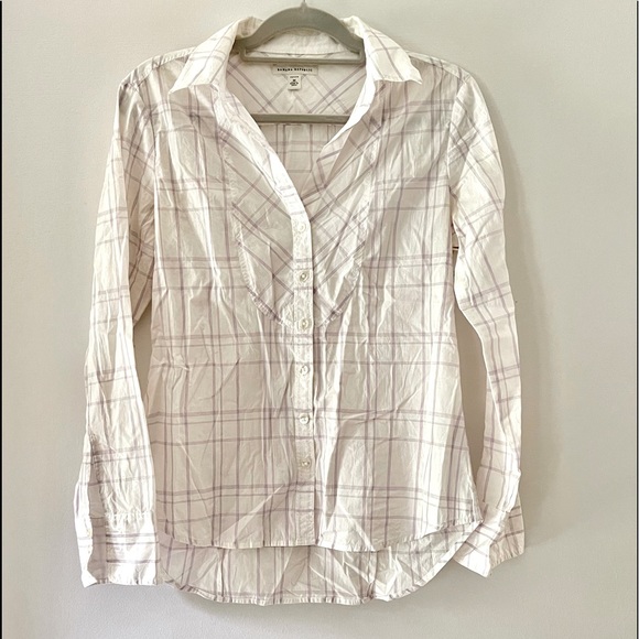 Banana Republic Tops - Y2K 00s White patterned cotton collared shirt Banana Republic purple button down